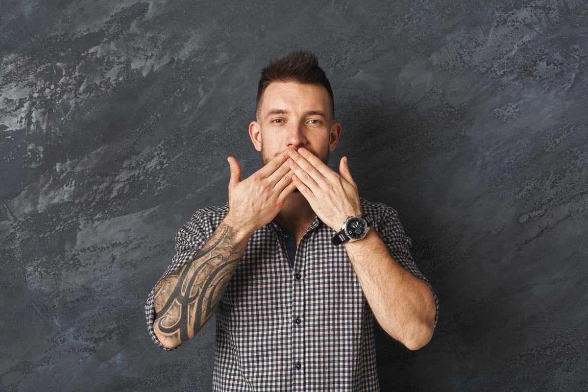 Le grain de fordyce, des boutons blancs autour du pénis ou de la bouche.