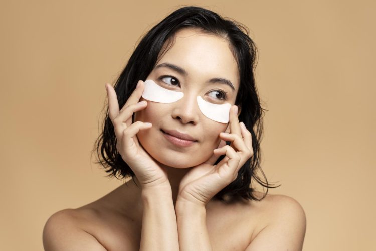 Masque cosmétique pour les yeux